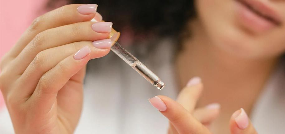 تقوية الأظافر الهشة