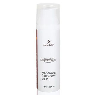 Rejuvenating Day Cream SPF-25 New Age Control